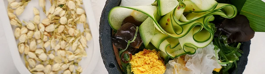 Japanese cucumber salad