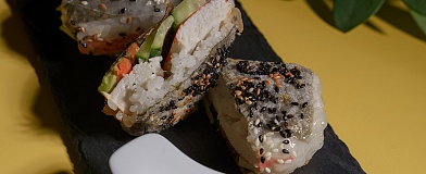 Delicious sushi sandwich recipe