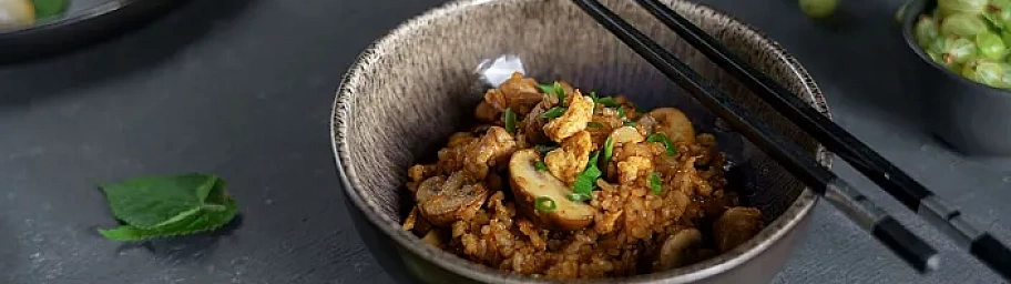 Fried rice with Teriyaki sauce Tamaki