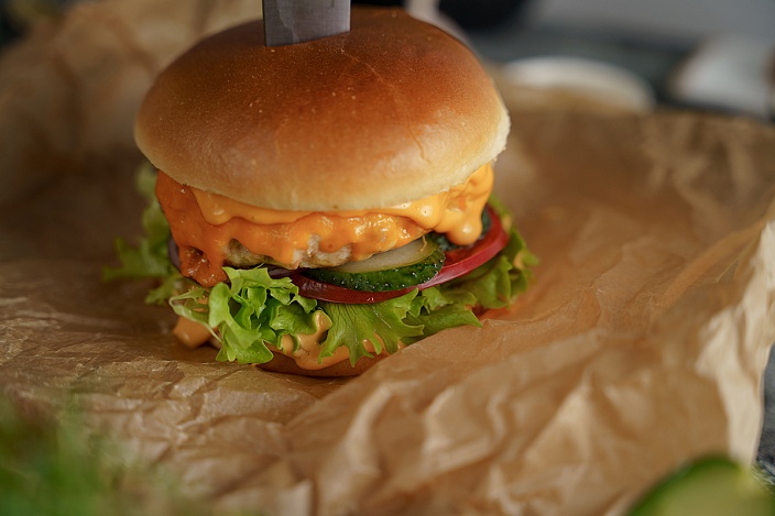 Juicy fishburger with Tamaki Burger Sauce